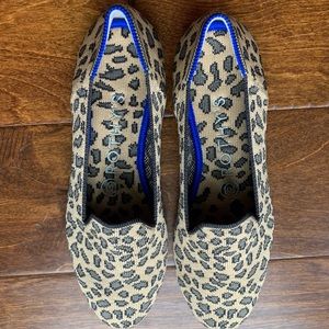 EUC Spotted Loafers Size 6